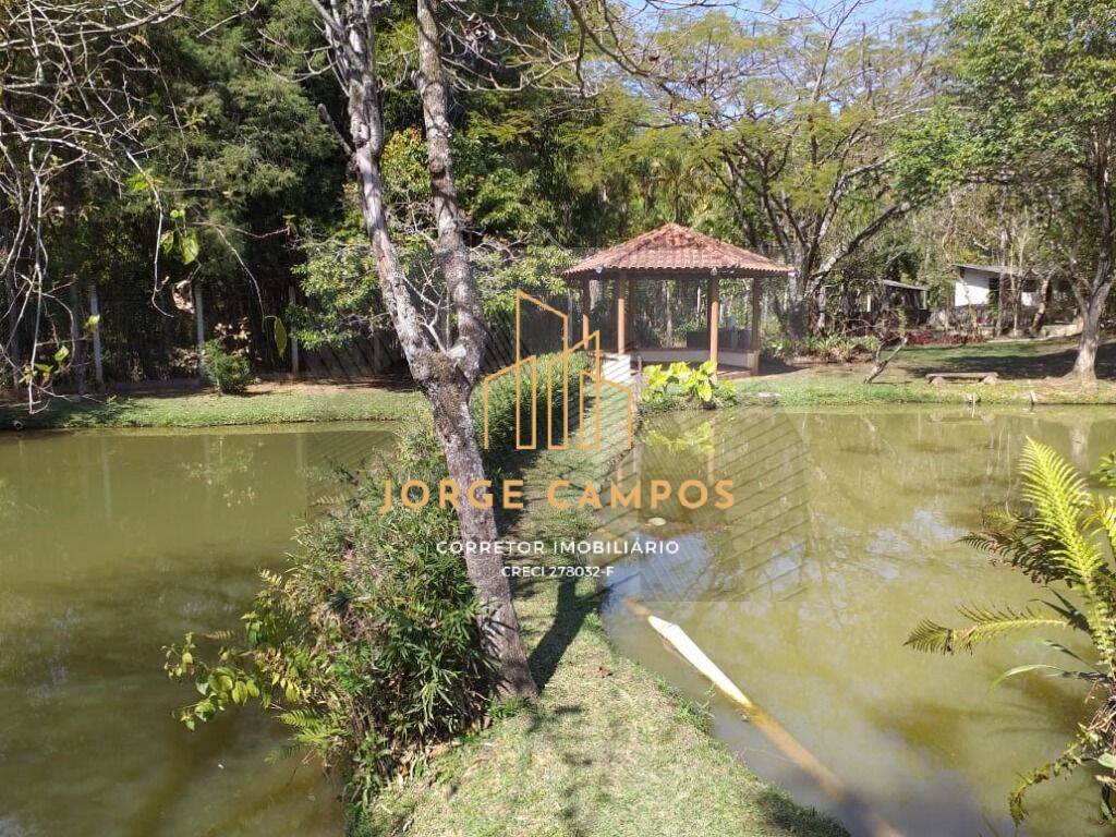 Chácara à venda com 3 quartos, 300m² - Foto 11
