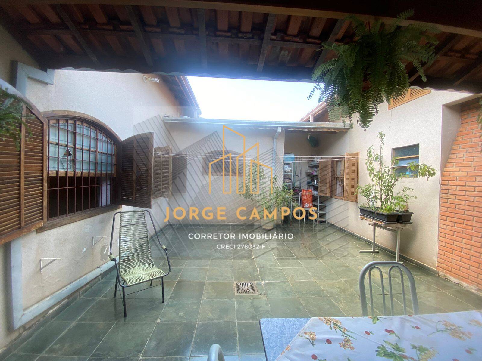 Casa à venda com 3 quartos, 106m² - Foto 8