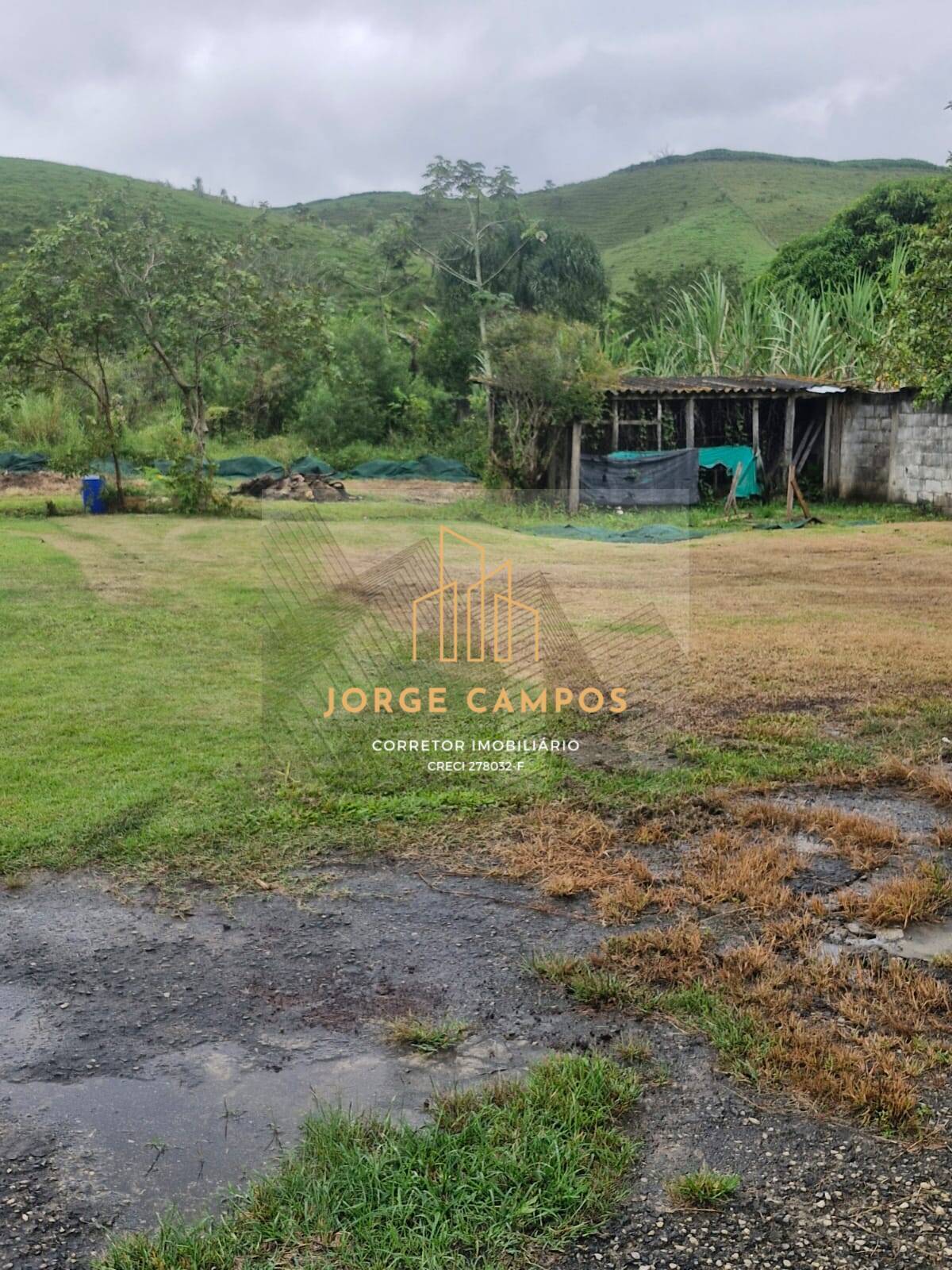 Sobrado à venda com 3 quartos, 228m² - Foto 13
